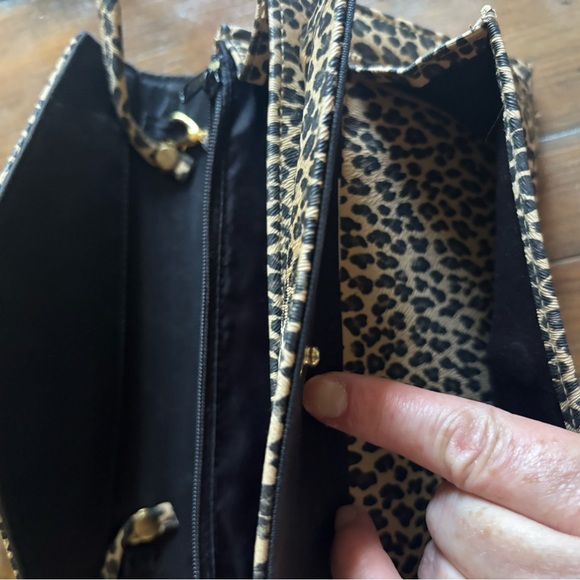 Bundle of 5 women’s purses - Picture 13 of 16